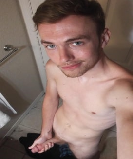 Guy taking a nude selfie