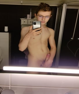 Twink holding his cock