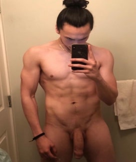 What a huge cock on this guy