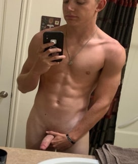 Nude mirror self picture boy